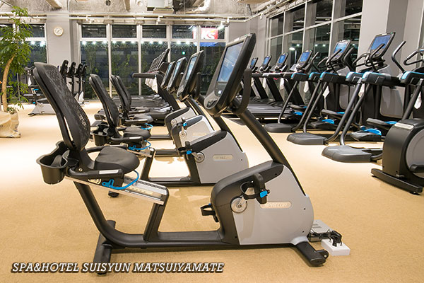 フィットネスジム利用